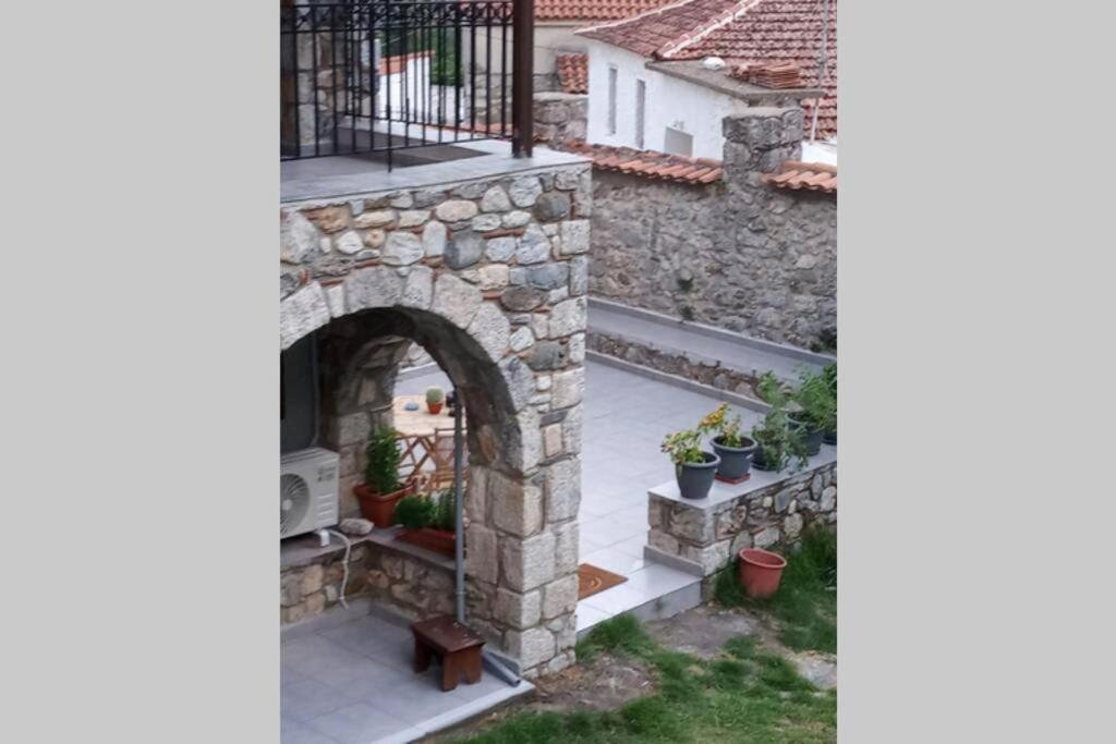 Ανεξαρτητο Studio Στο Ομορφο Καστορειο Kastorion Zewnętrze zdjęcie